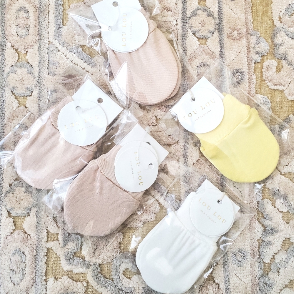 Lou Lou and Company Lot of 5 Mittens NWT